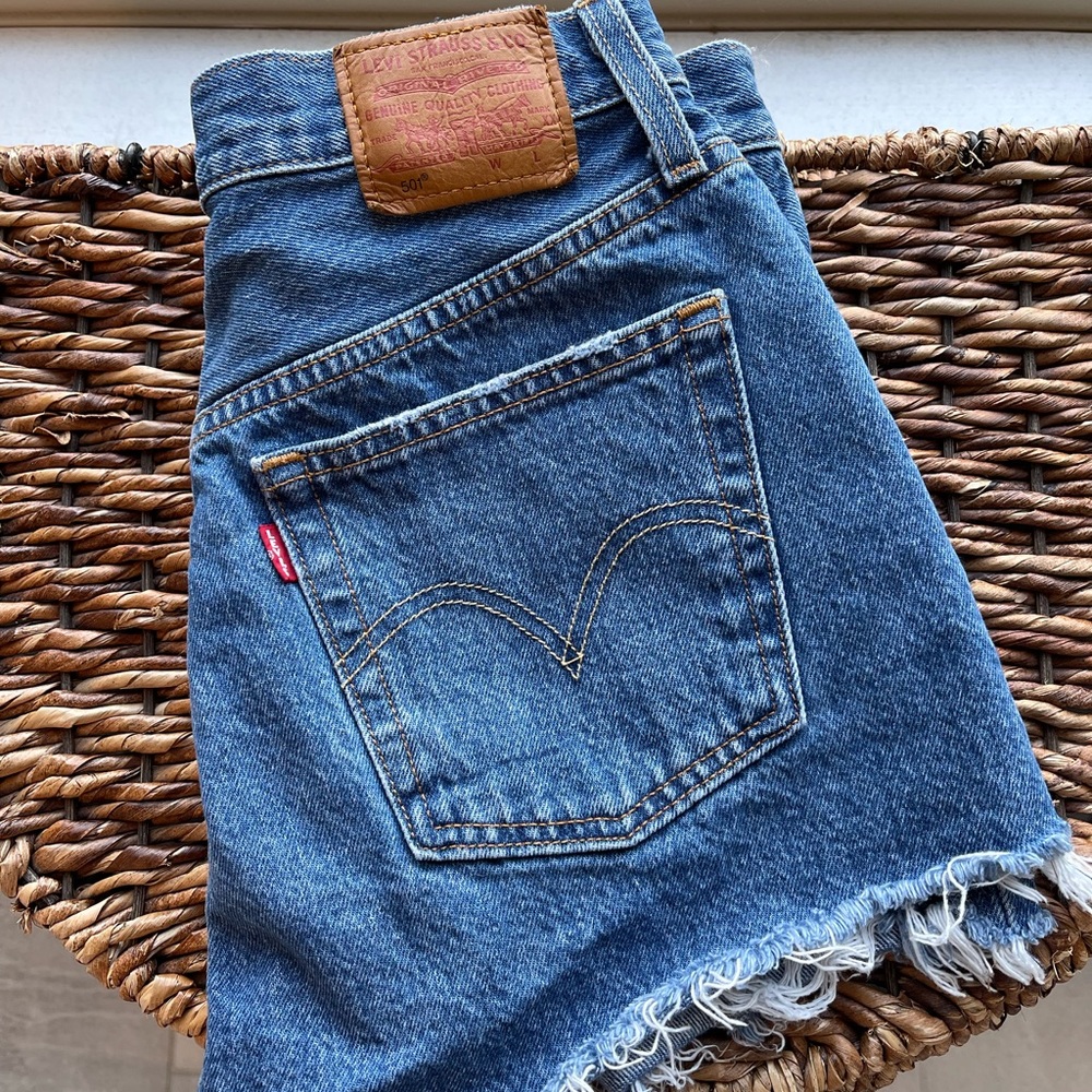 501 Levi’s shorts 26